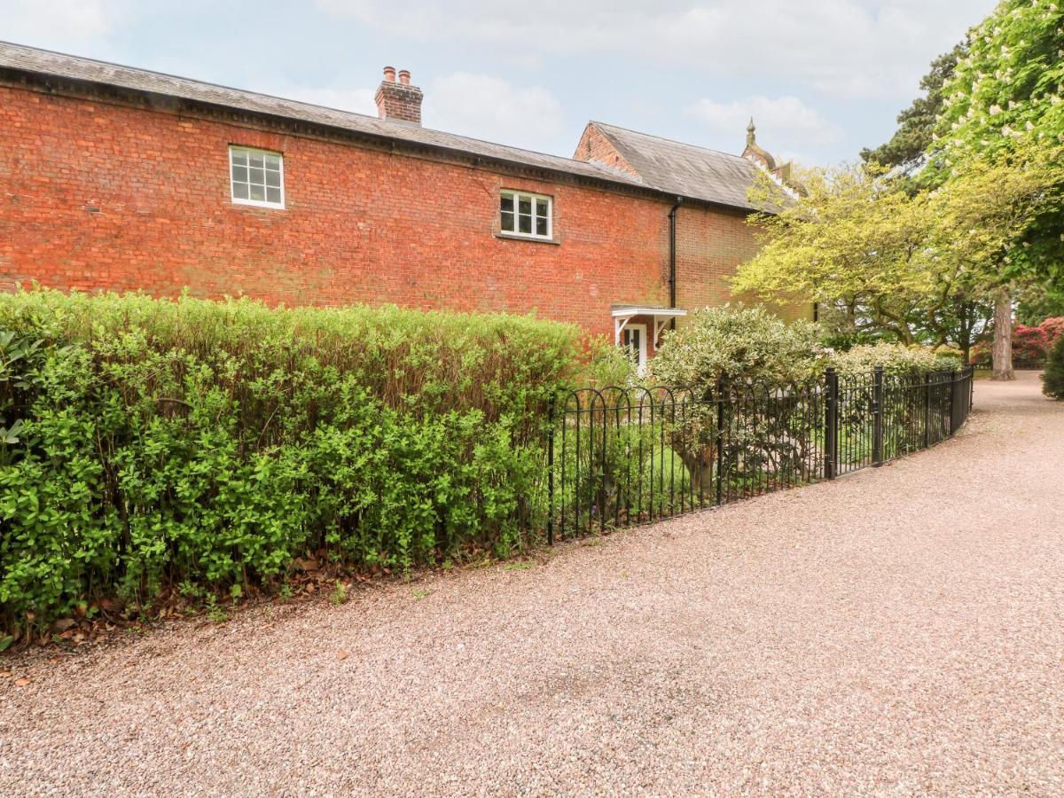 Carriage House Villa Macclesfield Exterior photo